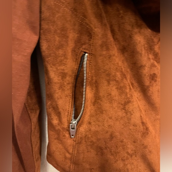 SL8 Elegant Women's suede Jacket - Picture 4 of 9